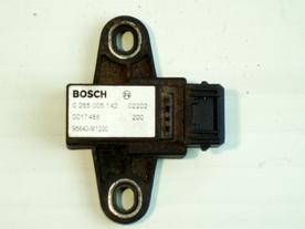  Датчик ускорение  Kia Sorento 2002-2009  Bosch 0265005142
