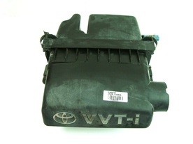  Филтърна кутия  Toyota Yaris 1999-2005 1.0 VVTi 17700-0J011