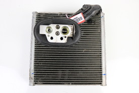 Вътрешен радиатор климатик  Volkswagen Passat 6 2005-2010 2.0 TDI  3C1820103А 