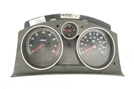  Километраж  Opel Zafira 2006-2012 1.6 16V  13251608 в мили
