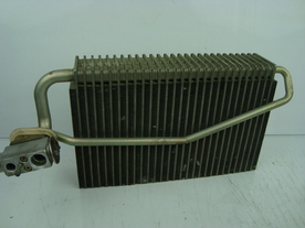 Радиатор климатик		MERCEDES	W 203	2001-2007