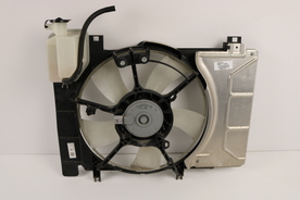  Вентилатор охлаждане  Toyota Yaris 2012-2017 43891 5 врати 16363-0D090