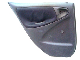 Задна лява Кора за врата  Toyota Yaris 1999-2005 1.3 VVTi 67640-0D230-B0