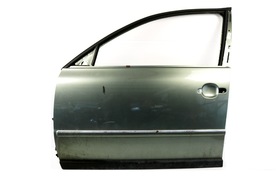 Предна лява врата  Volkswagen  Passat 2000-2005   3B4831609E