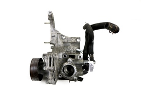  Водна помпа / корпус термостат  Mazda 6 2007-2012 2.2 MZR-CD 185 к.с. Комби 