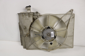  Вентилатор охлаждане  Toyota Yaris Verso 1999-2005 1.3i  