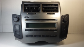 Радио CD Toyota Yaris 2006-2011 86120-0D490