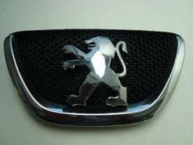  Решетка Преден капак Peugeot 107 2009-2011  