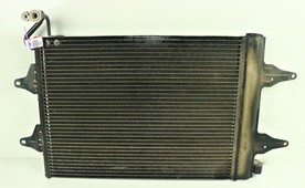  Радиатор климатик  Skoda Fabia 1999-2007 1.4i  6Q0820411H 