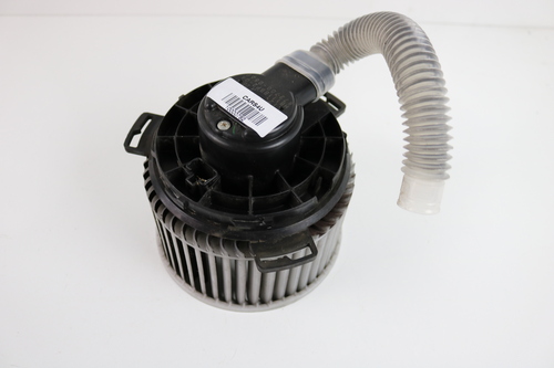  Вентилатор парно  Mazda  3 2003-2009   HB111BBP2-04