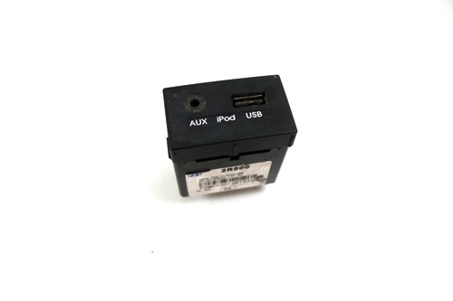  USB/AUX адаптер  Hyundai i30 2006-2012   96120-2R500 